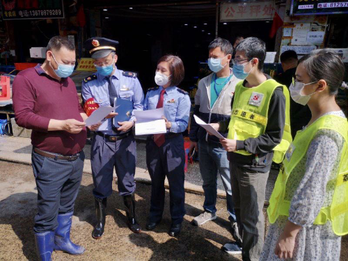 向档口业主开展宣传