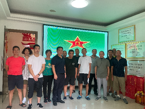 图4活动合影.jpg