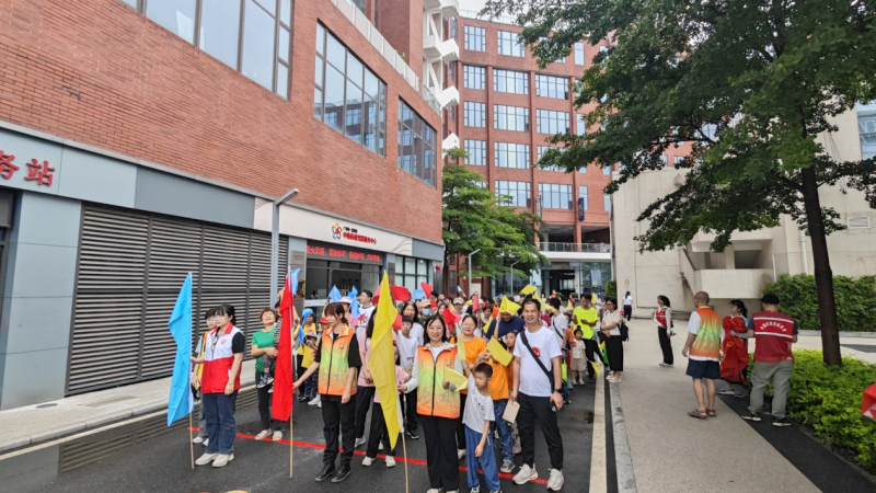 中南街:海南社区举办“携手迎全运,亲子徒步行”活动(组图2).png